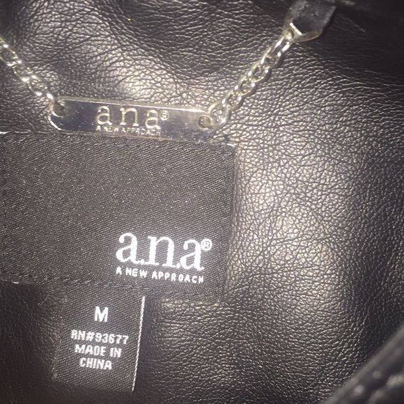 Leather jacket - Picture 2 of 2